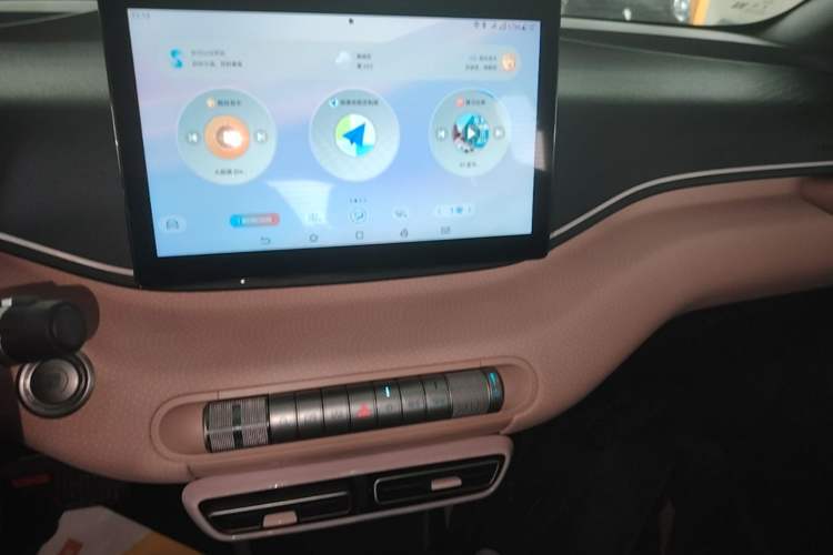 Used BYD Seagull 2024 Honor Edition 305km Dynamic Version Audio And AC Panel