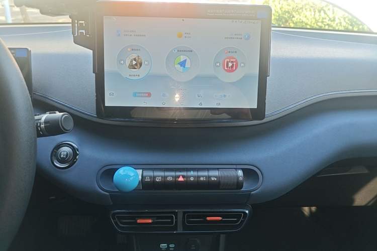 Used BYD Seagull 2024 Honor Edition 305km Dynamic Version Audio And AC Panel