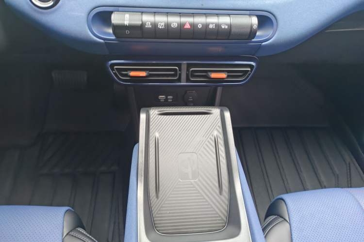 Used BYD Seagull 2024 Honor Edition 405km Flying Version Audio And AC Panel