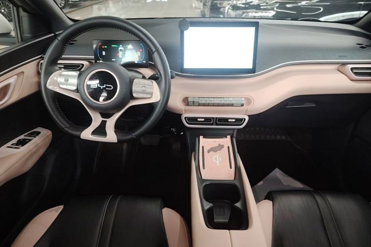 Used BYD Seagull 2024 Honor Edition 405km Flying Version Center Console