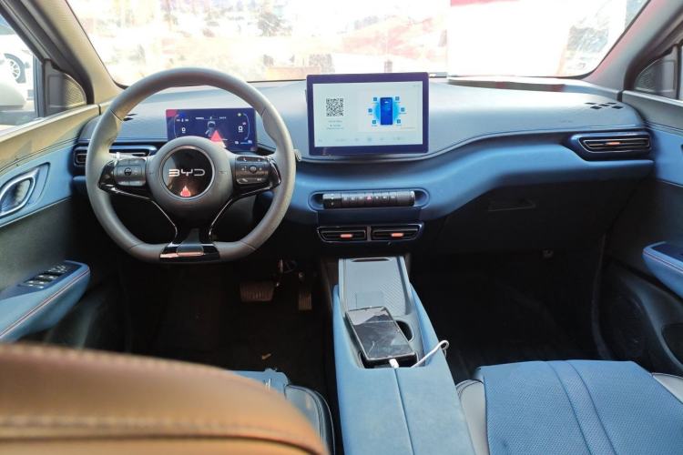 Used BYD Seagull 2024 Honor Edition 305km Dynamic Version Center Console
