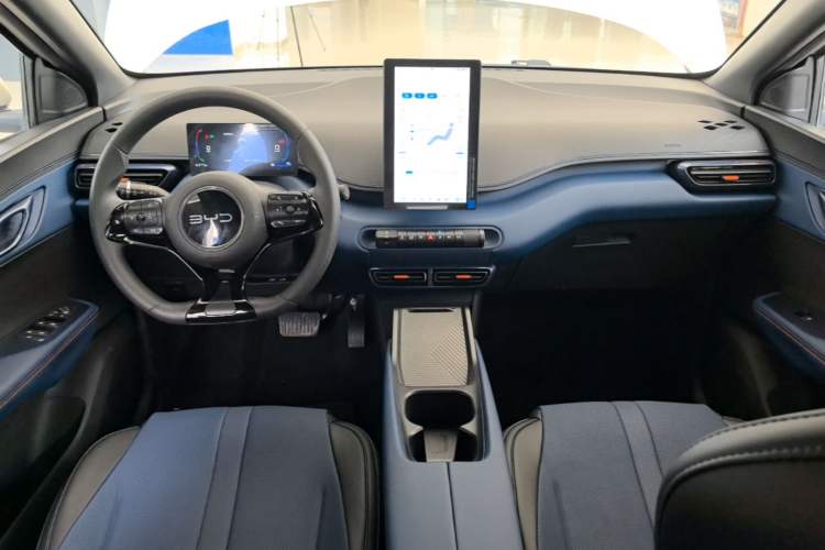 Used BYD Seagull 2024 Honor Edition 305km Dynamic Version Center Console