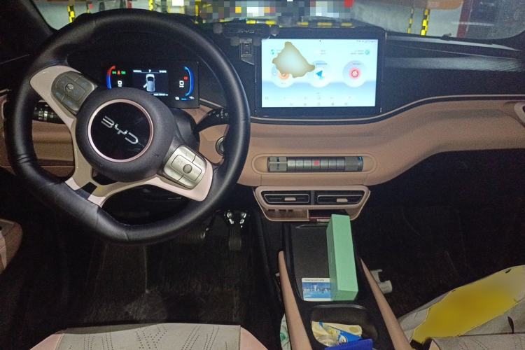 Used BYD Seagull 2024 Honor Edition 305km Dynamic Version Center Console