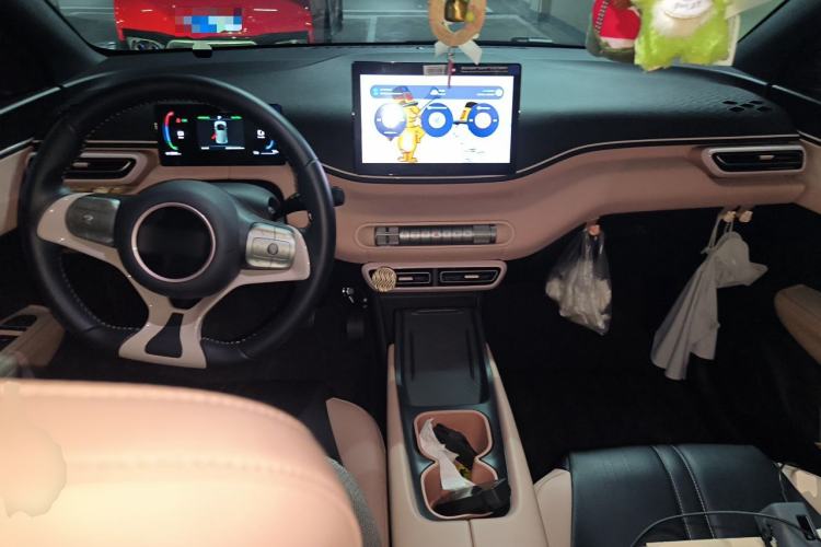 Used BYD Seagull 2024 Honor Edition 405km Flying Version Center Console