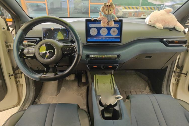 Used BYD Seagull 2024 Honor Edition 305km Dynamic Version Center Console