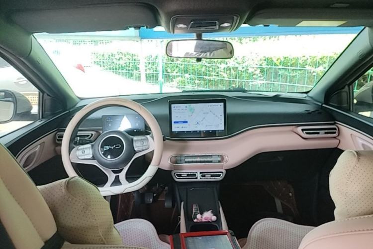 Used BYD Seagull 2024 Honor Edition 305km Dynamic Version Center Console