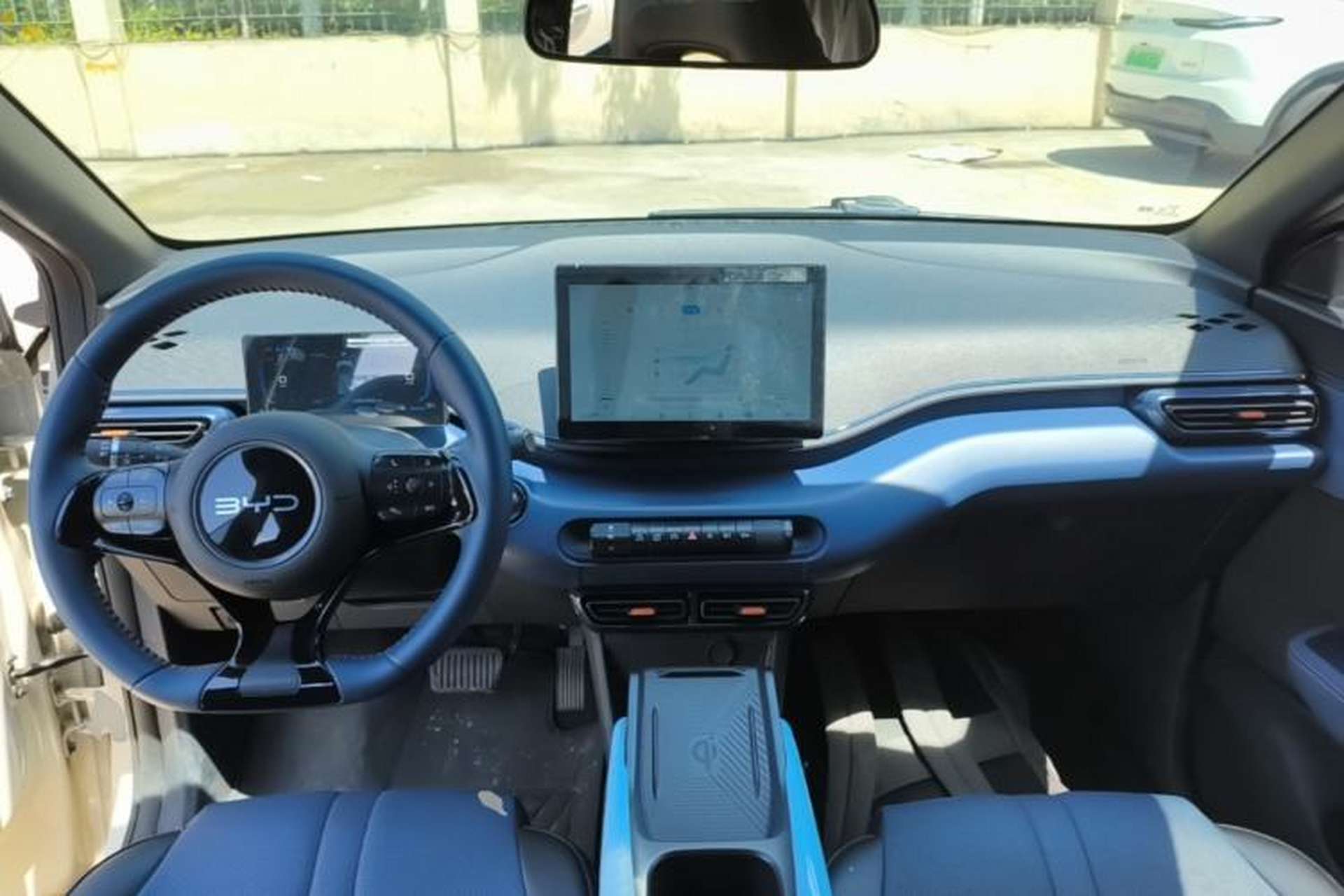Used BYD Seagull 2024 Honor Edition 405km Flying Version Center Console
