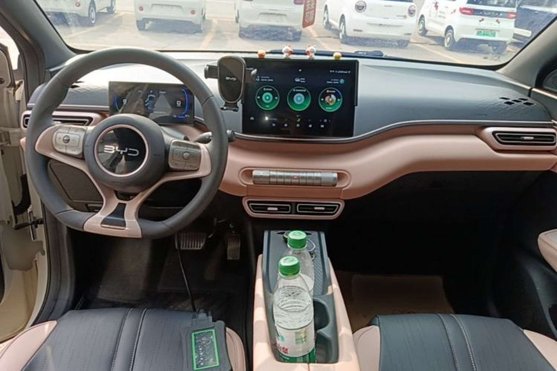 Used BYD Seagull 2024 Honor Edition 305km Dynamic Version Center Console
