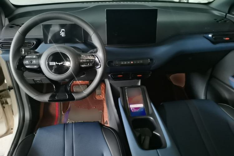 Used BYD Seagull 2024 Honor Edition 305km Dynamic Version Center Console