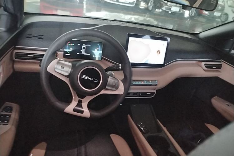 Used BYD Seagull 2024 Honor Edition 305km Dynamic Version Center Console
