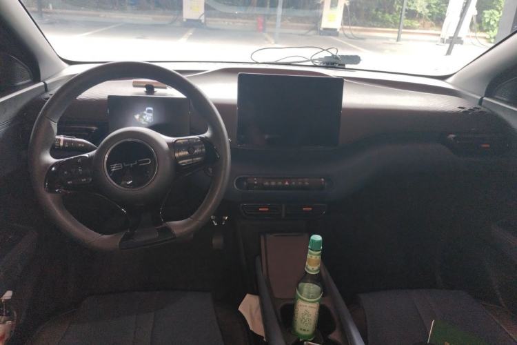 Used BYD Seagull 2024 Honor Edition 305km Dynamic Version Center Console