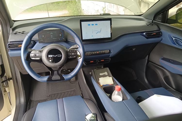 Used BYD Seagull 2024 Honor Edition 405km Flying Version Center Console