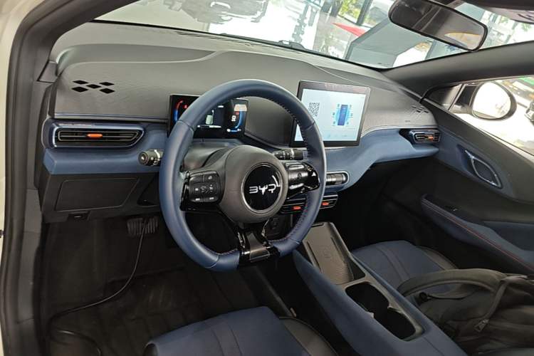 Used BYD Seagull 2024 Honor Edition 305km Freedom Version Center Console