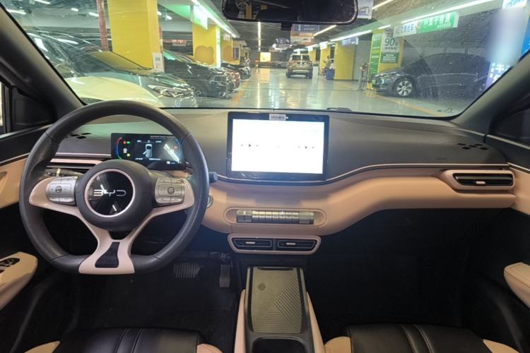 Used BYD Seagull 2024 Honor Edition 305km Dynamic Version Center Console