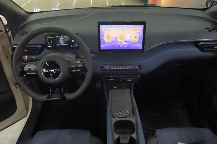 Used BYD Seagull 2024 Honor Edition 305km Dynamic Version Center Console