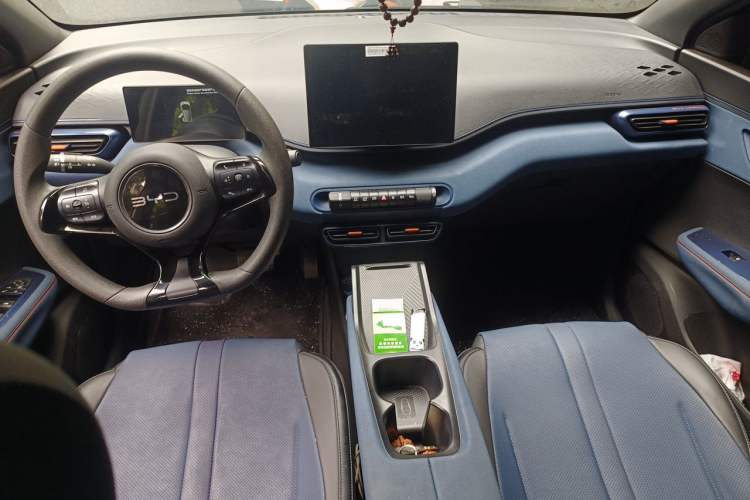 Used BYD Seagull 2024 Honor Edition 305km Dynamic Version Center Console