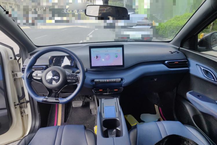 Used BYD Seagull 2024 Honor Edition 405km Flying Version Center Console