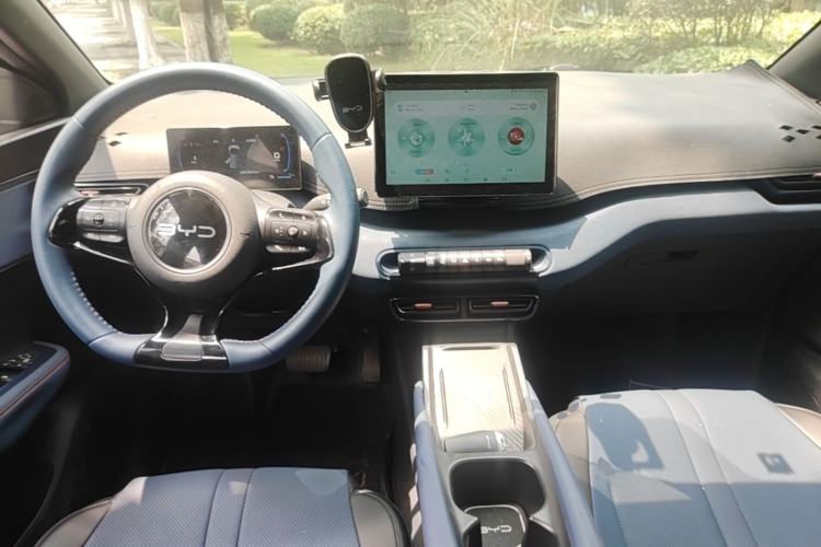 Used BYD Seagull 2024 Honor Edition 305km Freedom Version Center Console