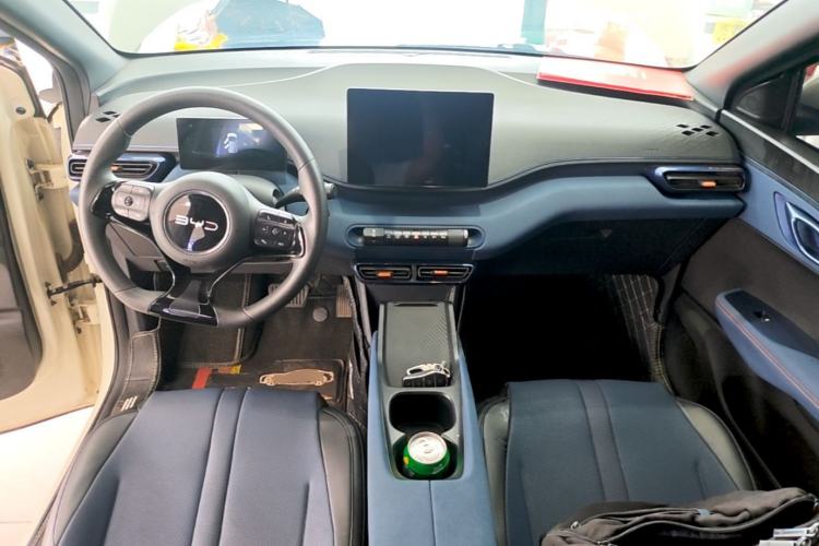Used BYD Seagull 2024 Honor Edition 305km Dynamic Version Center Console