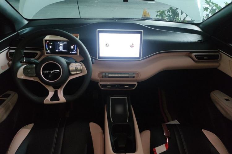Used BYD Seagull 2024 Honor Edition 305km Dynamic Version Center Console