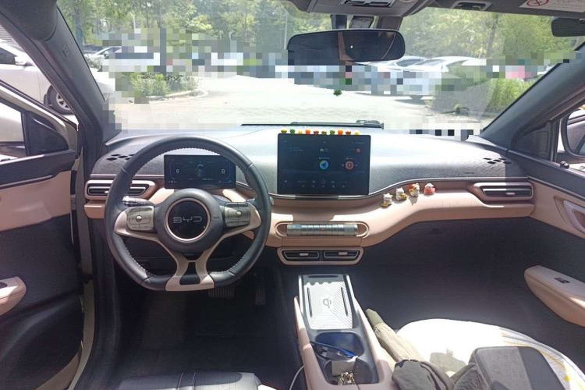Used BYD Seagull 2024 Honor Edition 405km Flying Version Center Console