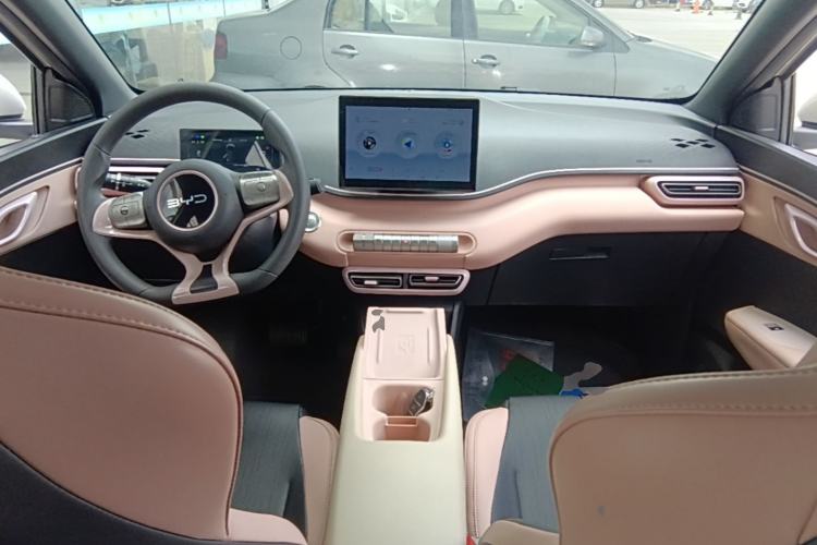 Used BYD Seagull 2024 Honor Edition 305km Dynamic Version Center Console