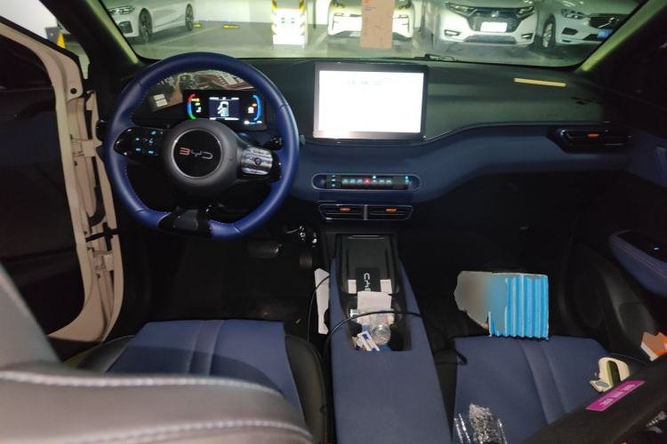 Used BYD Seagull 2024 Honor Edition 305km Freedom Version Center Console