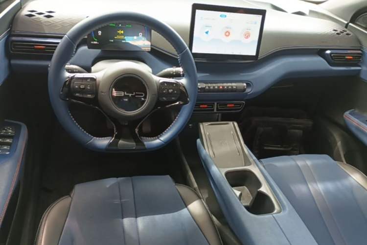Used BYD Seagull 2024 Honor Edition 405km Flying Version Center Console