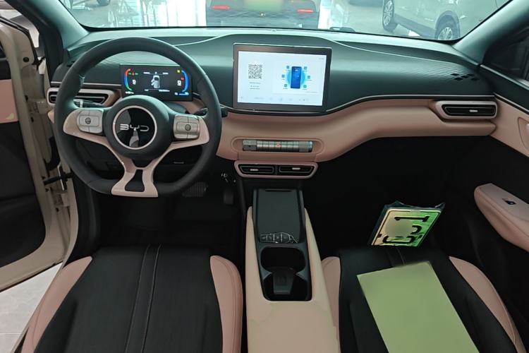 Used BYD Seagull 2024 Honor Edition 305km Dynamic Version Center Console