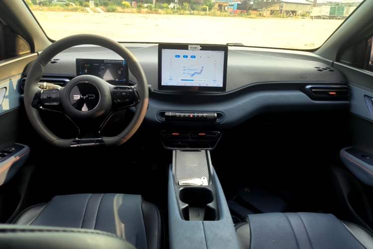 Used BYD Seagull 2024 Honor Edition 305km Dynamic Version Center Console