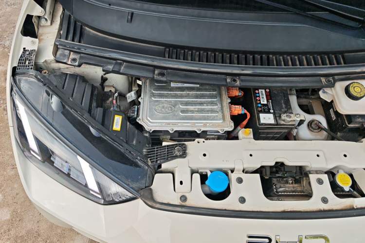 Used BYD Seagull 2024 Honor Edition 305km Freedom Version Engine Bay Right