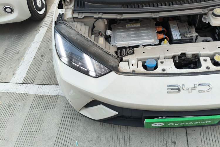 Used BYD Seagull 2024 Honor Edition 405km Flying Version Engine Bay Right