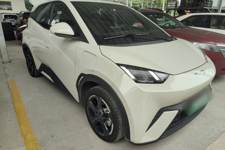 Used BYD Seagull 2024 Honor Edition 305km Freedom Version Front Right 45 Deg
