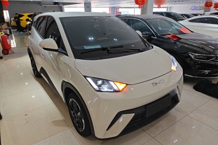 Used BYD Seagull 2024 Honor Edition 305km Freedom Version Front Right 45 Deg