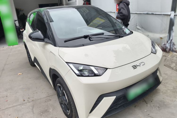 Used BYD Seagull 2024 Honor Edition 305km Freedom Version Front Right 45 Deg