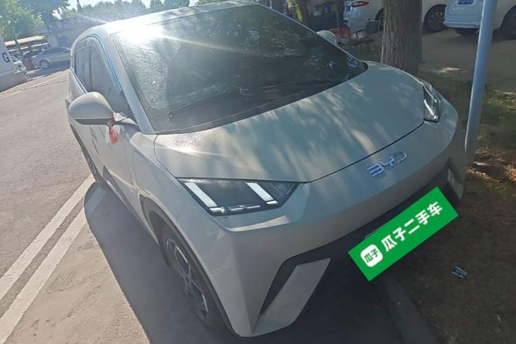 Used BYD Seagull 2024 Honor Edition 305km Freedom Version Front Right 45 Deg