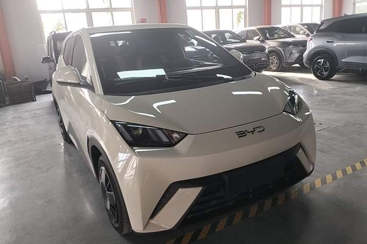 Used BYD Seagull 2024 Honor Edition 305km Dynamic Version Front Right 45 Deg