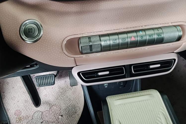 Used BYD Seagull 2024 Honor Edition 305km Freedom Version Gear Lever