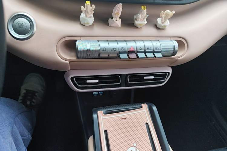 Used BYD Seagull 2024 Honor Edition 305km Freedom Version Gear Lever