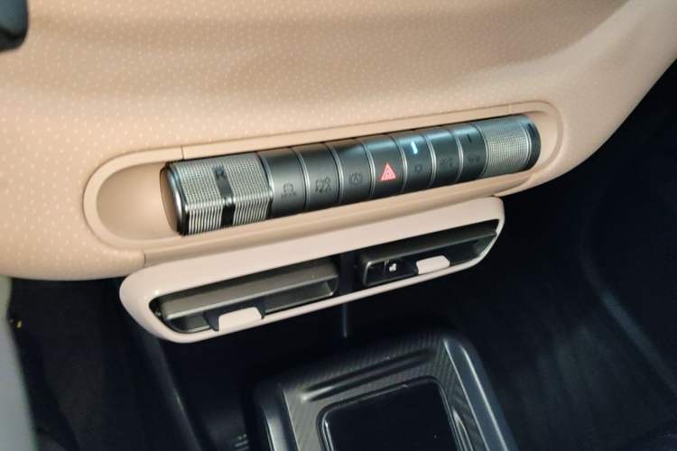 Used BYD Seagull 2024 Honor Edition 405km Flying Version Gear Lever