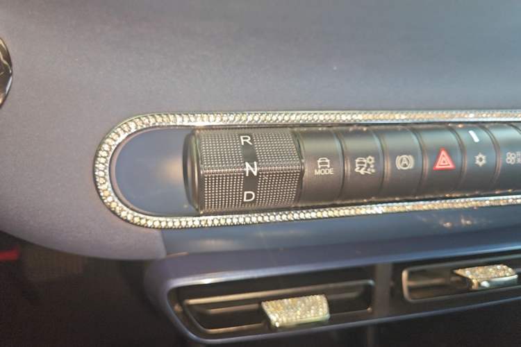 Used BYD Seagull 2024 Honor Edition 405km Flying Version Gear Lever