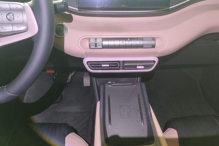 Used BYD Seagull 2024 Honor Edition 405km Flying Version Gear Lever