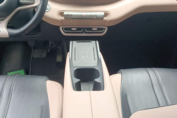 Used BYD Seagull 2024 Honor Edition 305km Freedom Version Gear Lever