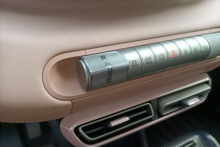 Used BYD Seagull 2024 Honor Edition 305km Freedom Version Gear Lever