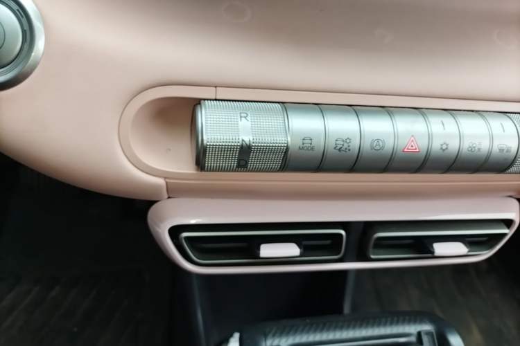 Used BYD Seagull 2024 Honor Edition 405km Flying Version Gear Lever