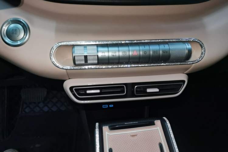 Used BYD Seagull 2024 Honor Edition 305km Freedom Version Gear Lever