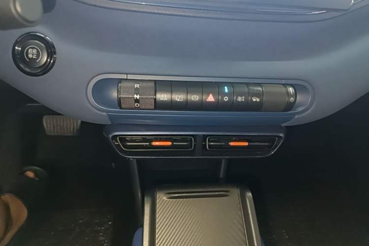 Used BYD Seagull 2024 Honor Edition 305km Freedom Version Gear Lever