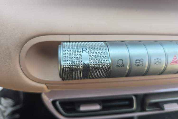 Used BYD Seagull 2024 Honor Edition 405km Flying Version Gear Lever