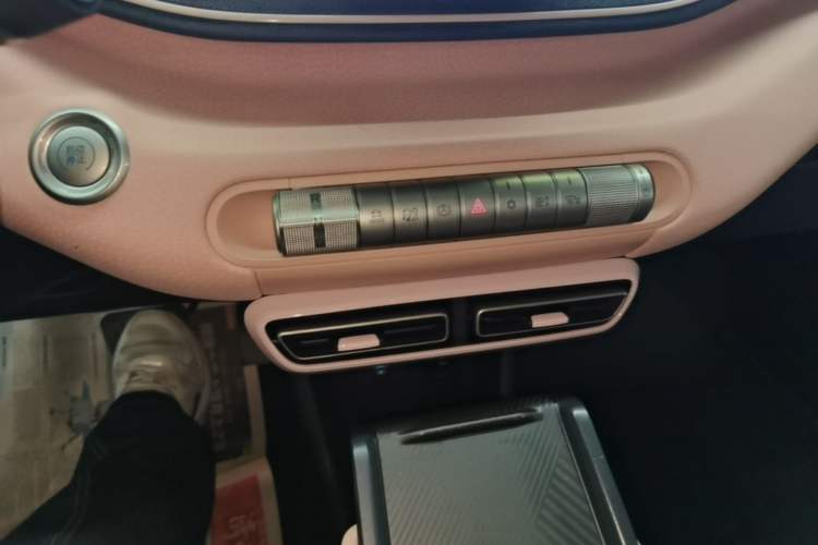 Used BYD Seagull 2024 Honor Edition 305km Dynamic Version Gear Lever