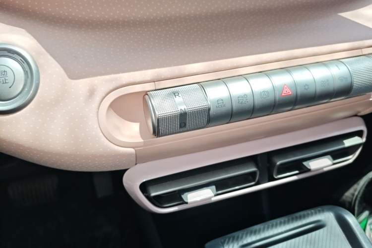 Used BYD Seagull 2024 Honor Edition 305km Dynamic Version Gear Lever